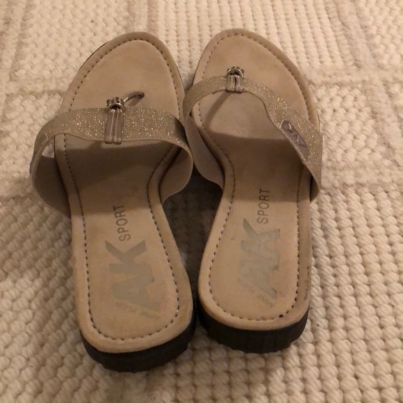 MUST GO BY 8/5:  Anne Klein Sport Sandals - Picture 4 of 5
